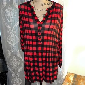 Tops 6 for 30$. Wonderly blouse sz 2x euc